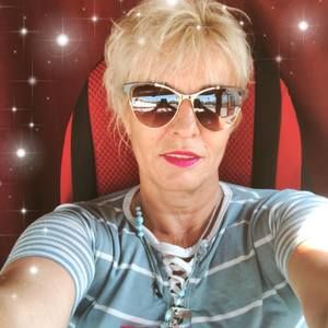 Meet your Posher, Doina